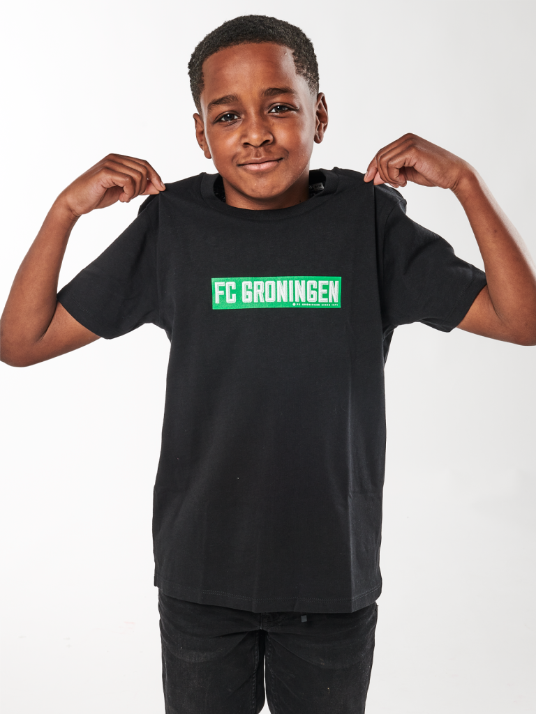 FC Groningen Kids T-shirt | FCG Groen-Wit Balk | Zwart