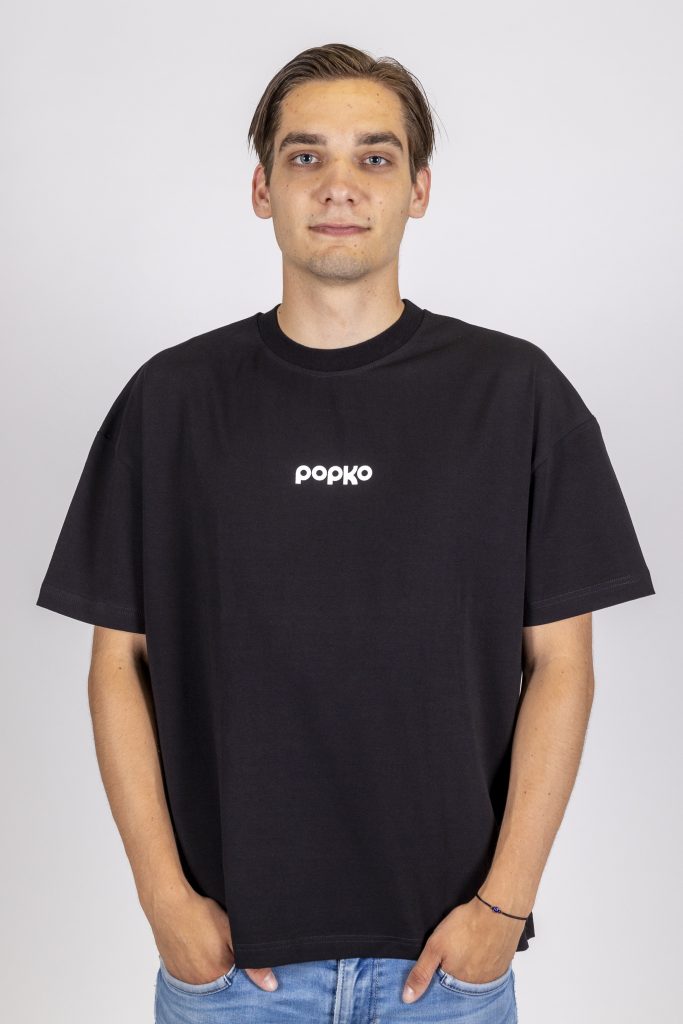 POPKO | T-shirt Stad | Zwart